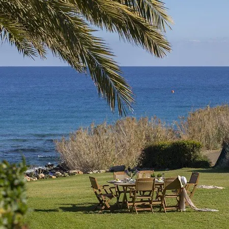 Villa “imagine Renting This Luxury Villa” 24