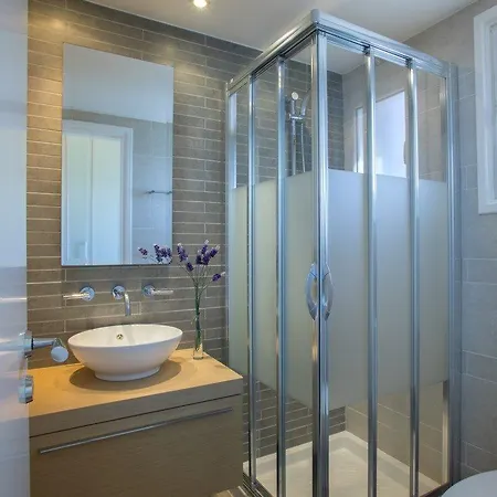 Imagine Renting This Luxury 24 Villa *